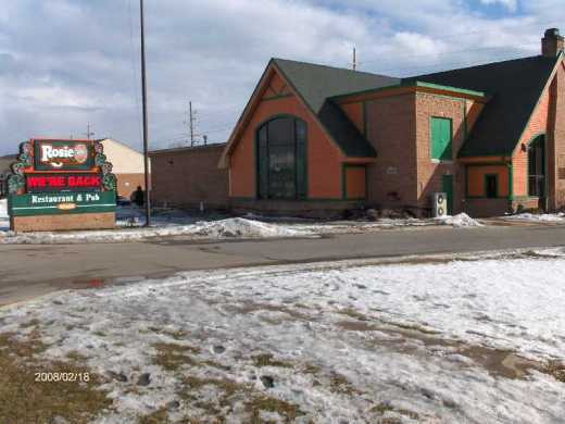 Rosie-O-Gradys-Restaurant-&-Pub-on-23-Mile-Road-in-Chesterfield-Twp-Michigan-Picture-11