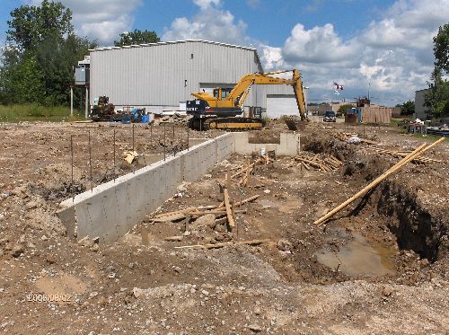 Industrial-Building-Addition_Loading-Dock-West-Side-Concrete-Wall-ColB1-103