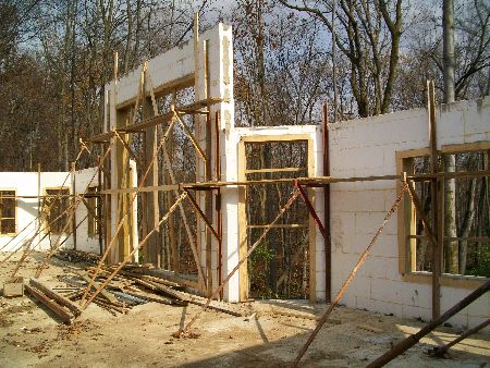 Second-Floor-Walls-New-ICF-House-In-Ann-Arbor-Michigan-EneE1-AttM1-101-Picture-1